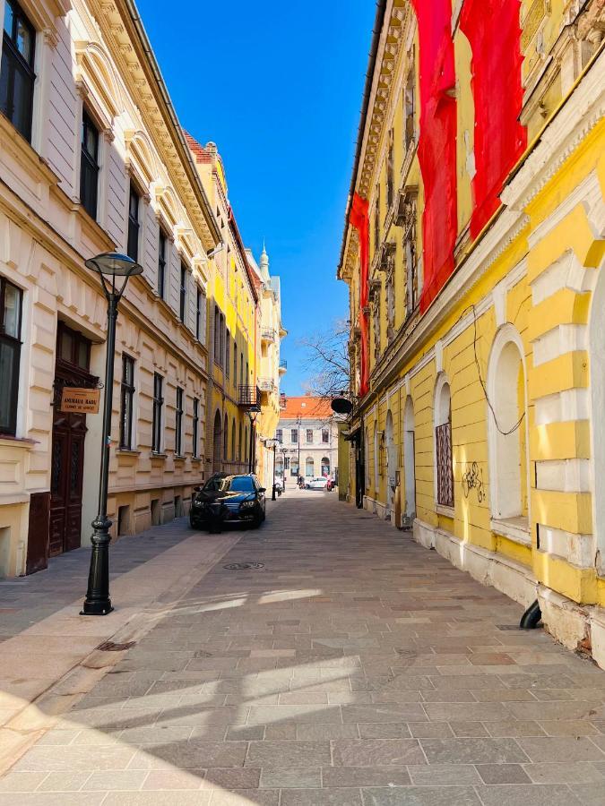 Apartment Friends Central Oradea Exteriér fotografie